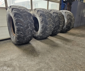 4x Alliance banden 560/60x22,5