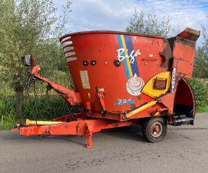 Peecon Biga voermengwagen