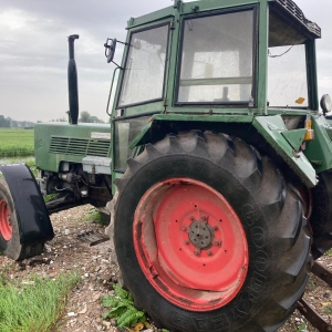 Fendt-farmer-106LS (3)