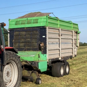 Deutz-Fahr-opraapwagen (6)
